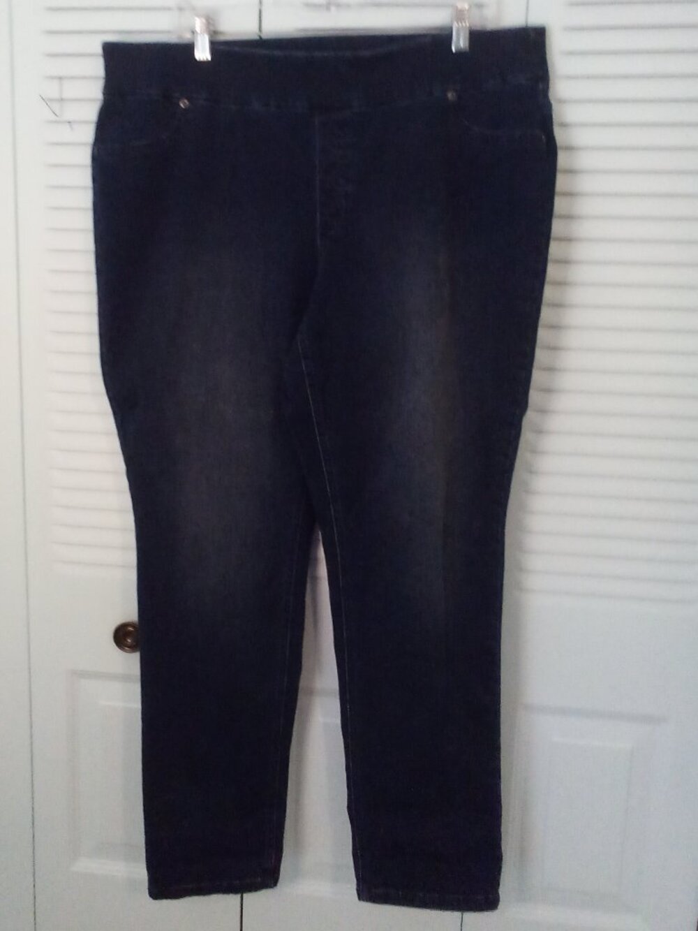 PERFECT STRETCH by CHICO'S SZ 3 XL PULL-ON STRETCH PANTS DARK WASH BACK POCKETS